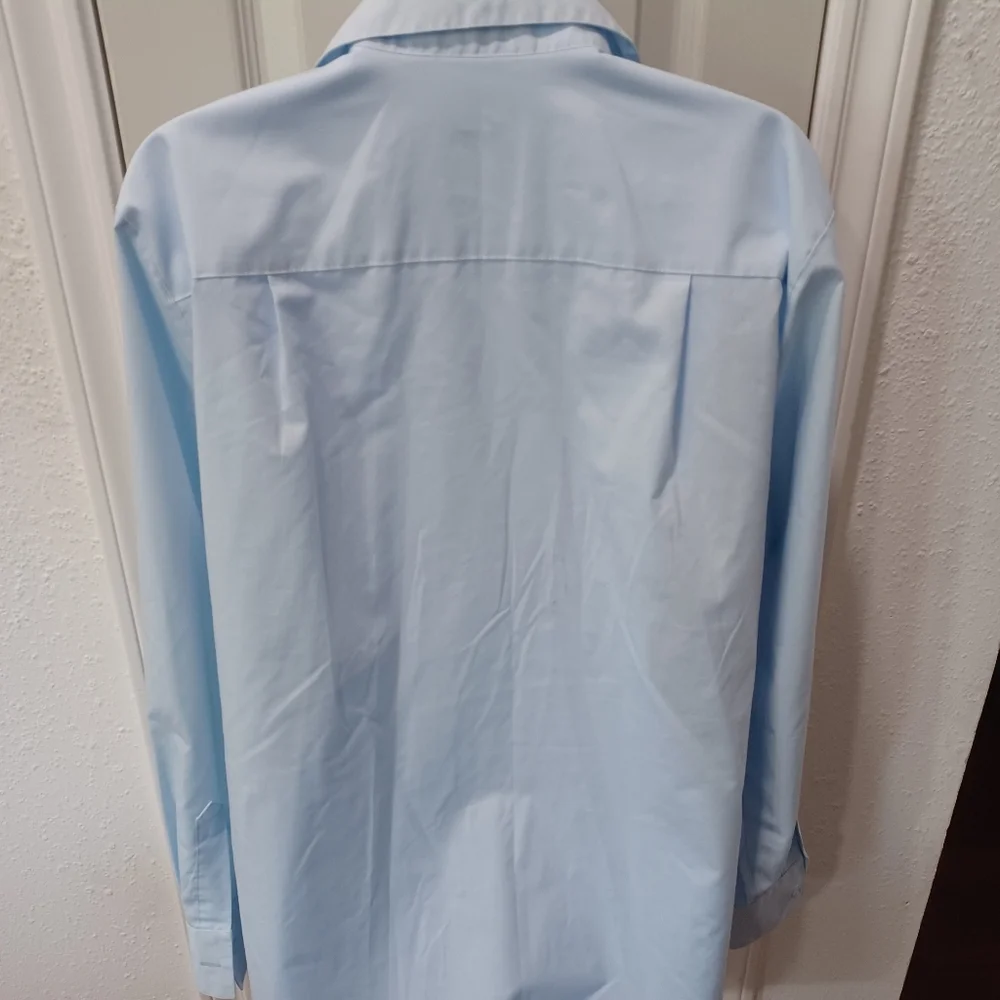 Foxcroft Light Blue Women's Blouse - Picture 6 of 6